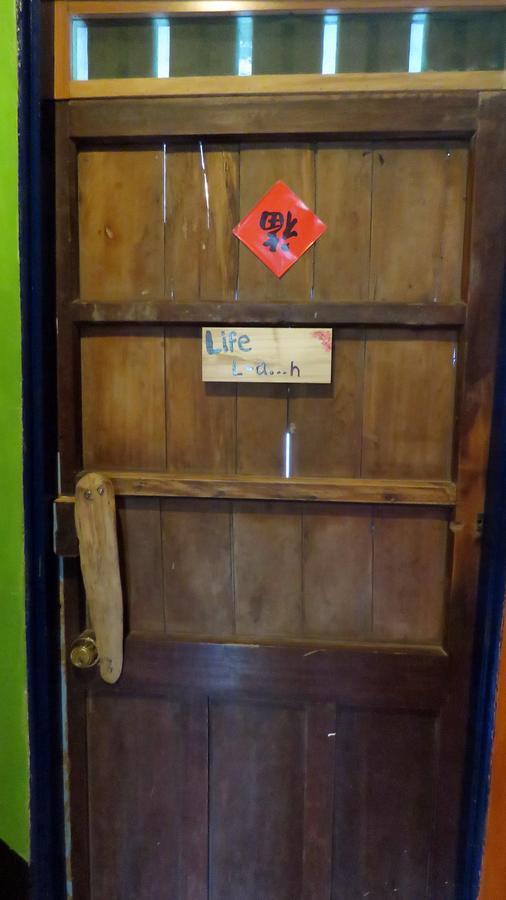 Dulan Groundnut Backpacker Hostel Donghe Eksteriør billede